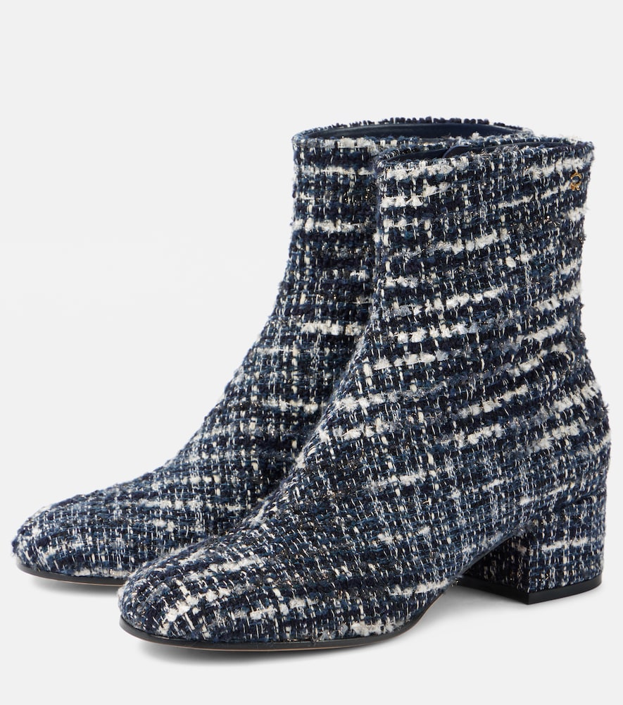  Gianvito Rossi Gianvito Rossi 45 Boucle Ankle Boots 