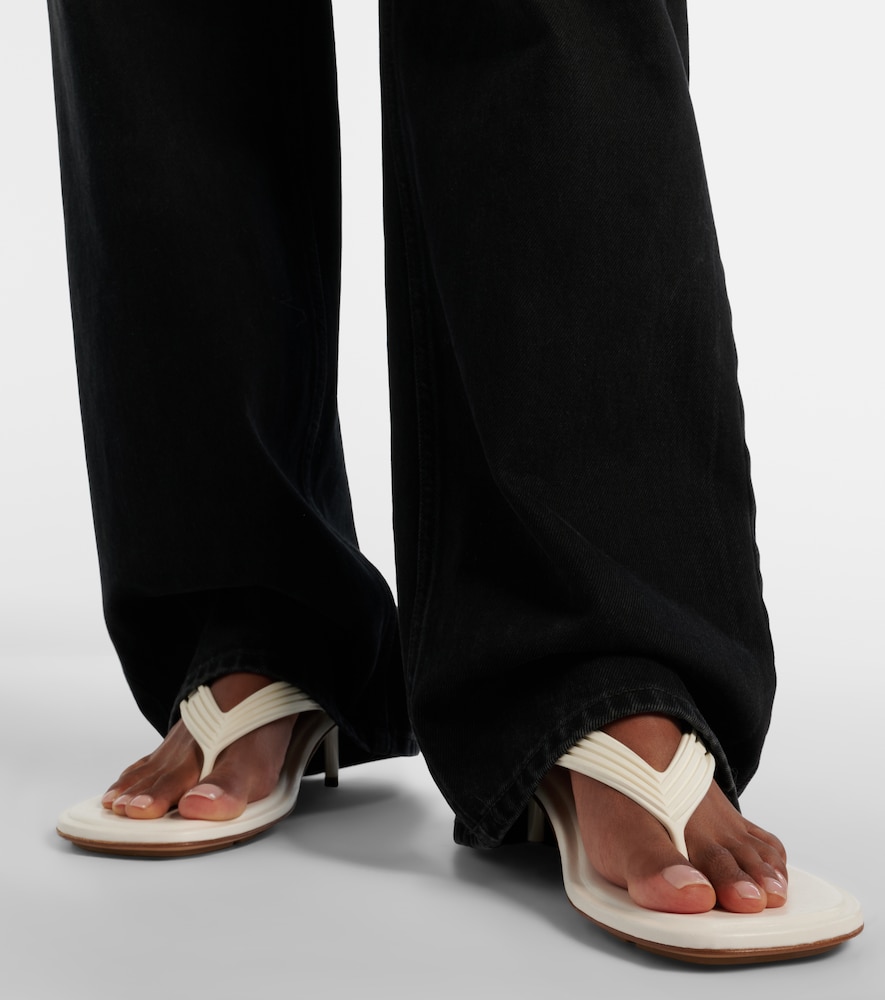  Bottega Veneta Bottega Veneta Sampieri Thong Sandals 