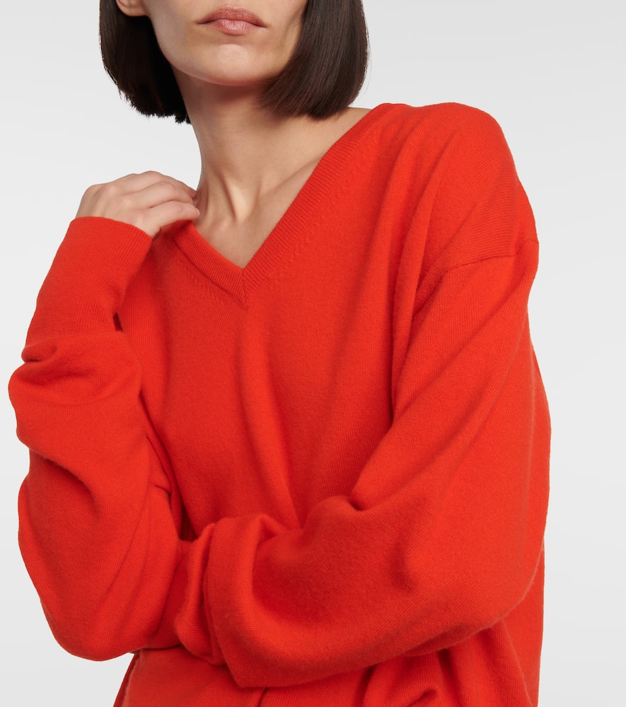 The Row Gracy Oversized Cashmere Sweater In Rot