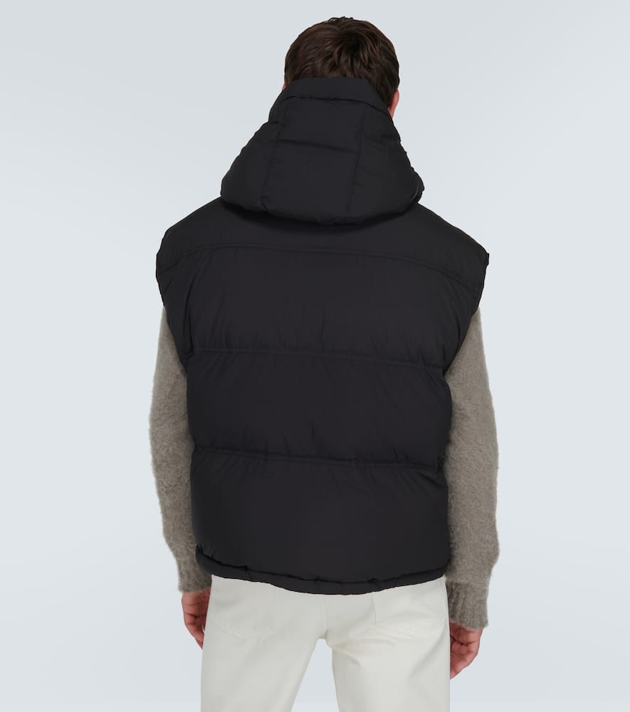 【送料&関税込】Ami Alexandre Mattiussi Vest In Black Wool AMI Alexandre Mattiussi Black Sleeveless Down Vest | Smart