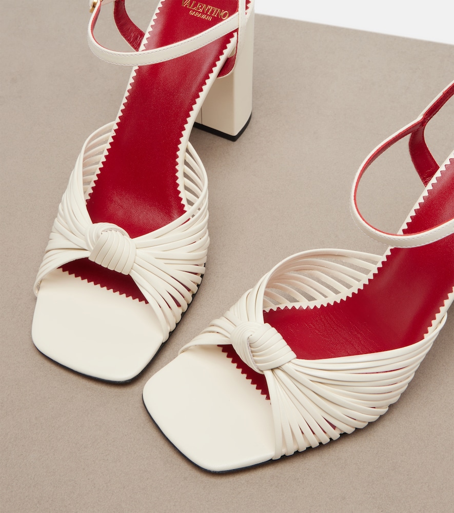  Valentino Garavani Valentino Garavani Slingback-sandalen Annet Aus Leder 