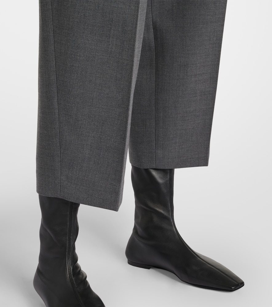 Totême Gerade Low-rise-hose In Grau