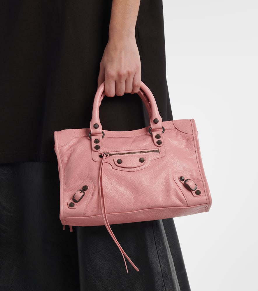 Balenciaga Le City Leather Shoulder Bag In Pink