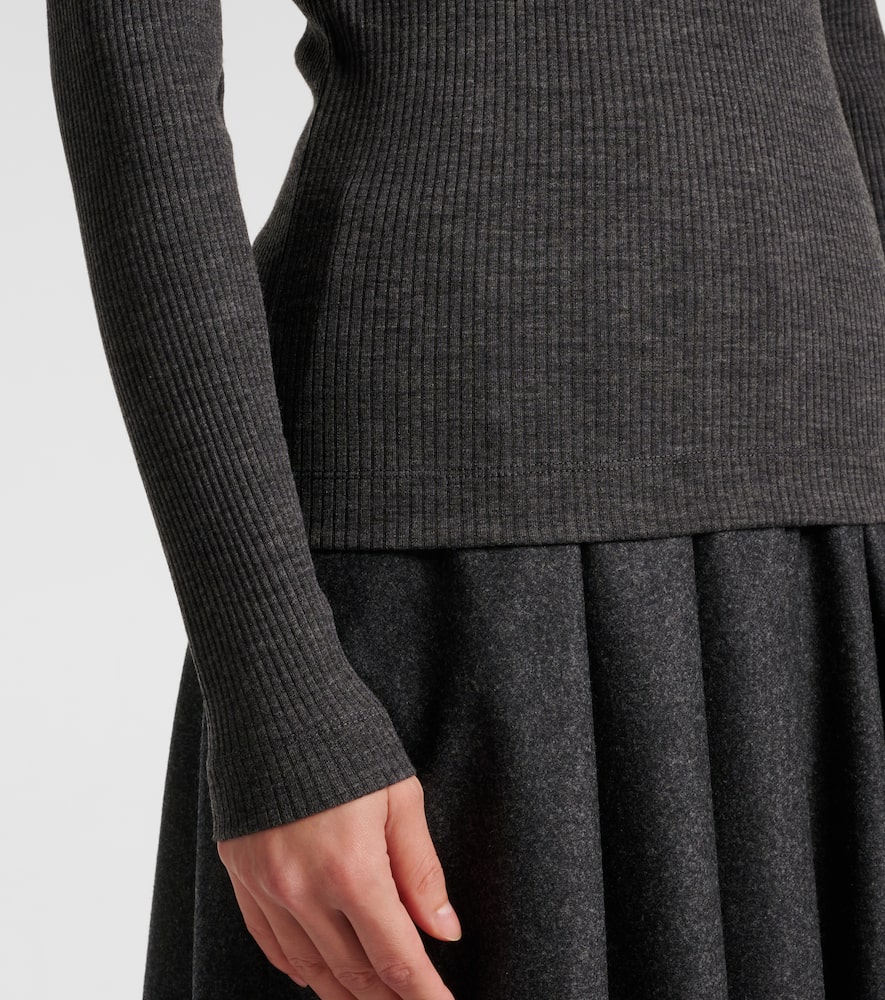 Brunello Cucinelli Bead-embellished Ribbed Wool Turtleneck Top In Grau