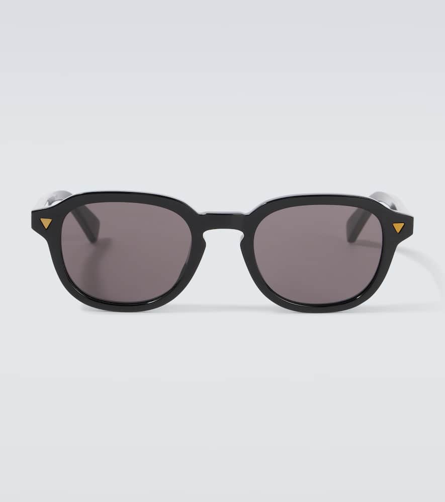 Round sunglasses