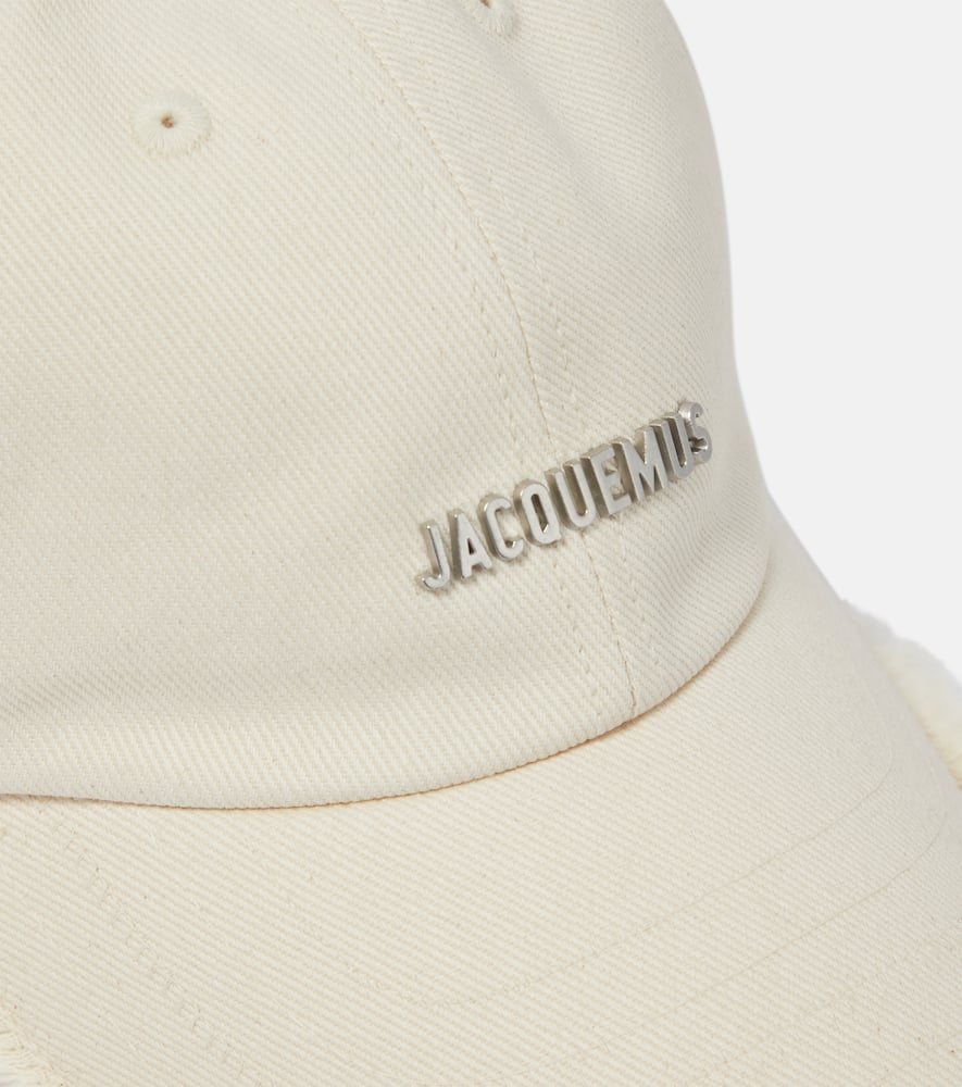 Jacquemus Jacquemu La Casquette Artichaut Fringe Baseball Cap In White