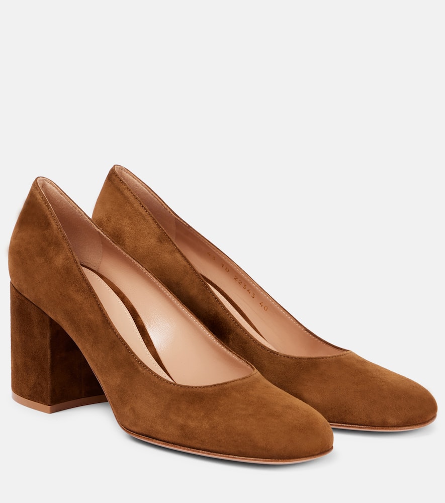 Gianvito Rossi Suede Pumps In Burgundy
