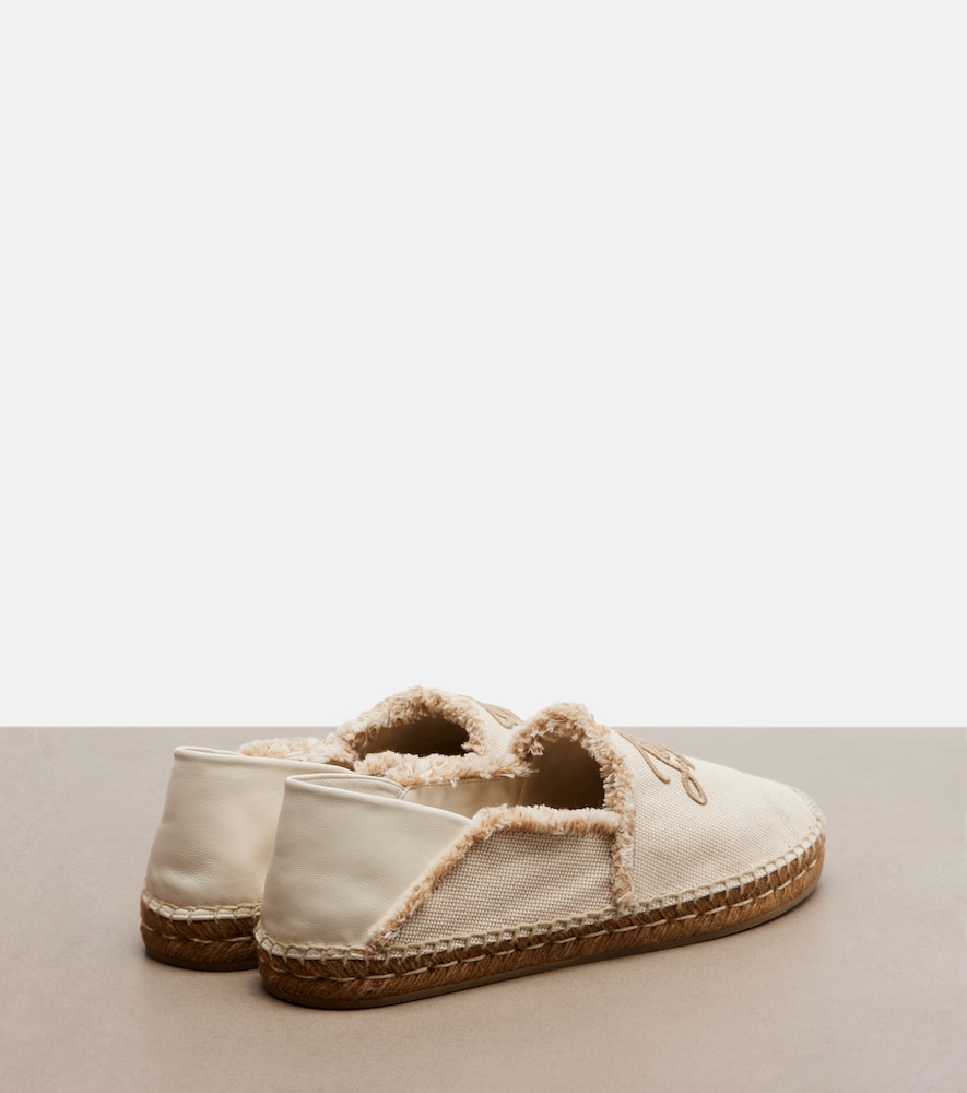  Jimmy Choo Jimmy Choo Avi Embroidered Canvas Espadrilles 