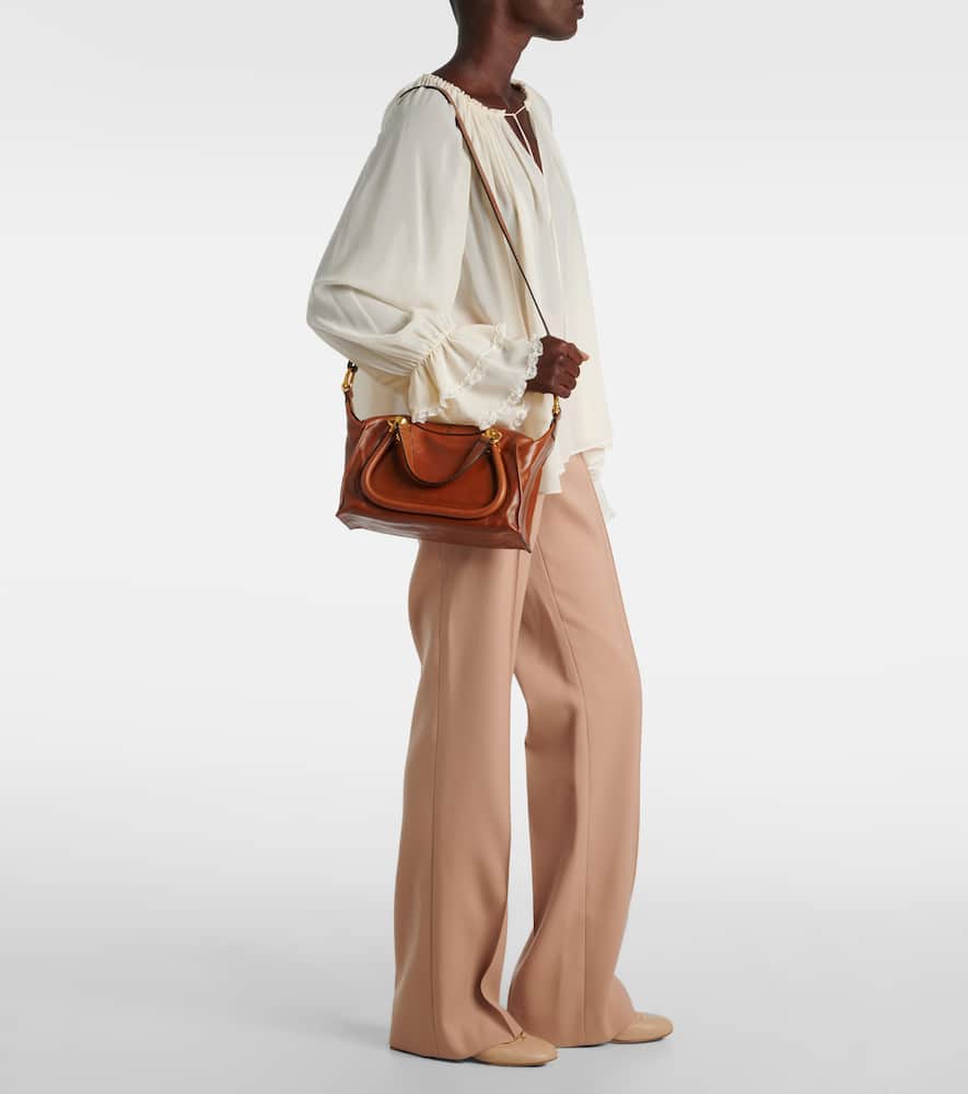 Chloé Paraty 24 Zip Shoulder Bag In Calfskin Leather In Brown
