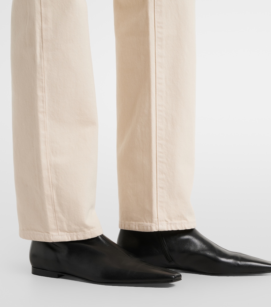 London Straight Jeans