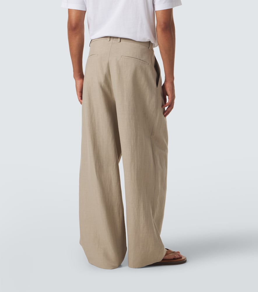 Linen And Wool