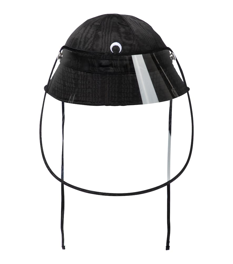 Bucket hat with visor