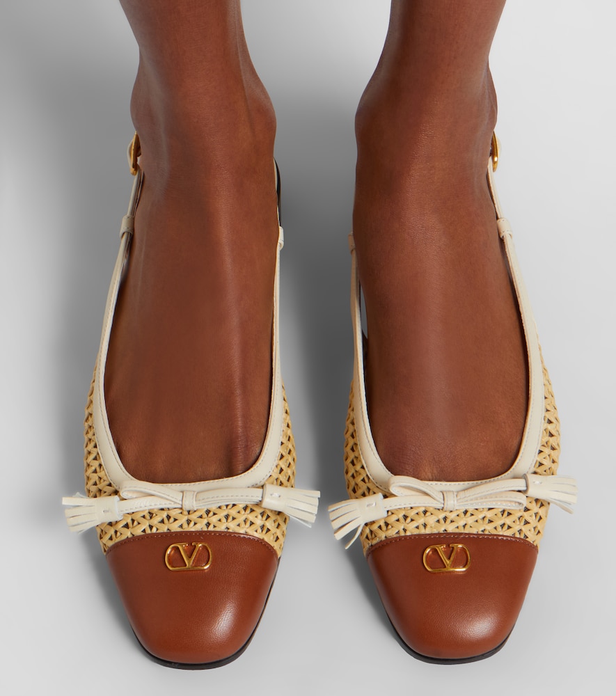 Valentino Garavani Valet Du Roi leather-trimmed raffia slingback flats