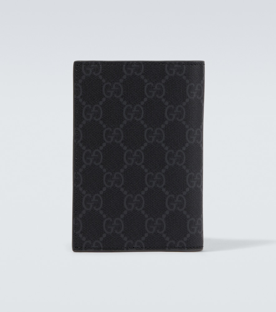  Gucci Gucci Gg Canvas Passport Holder 