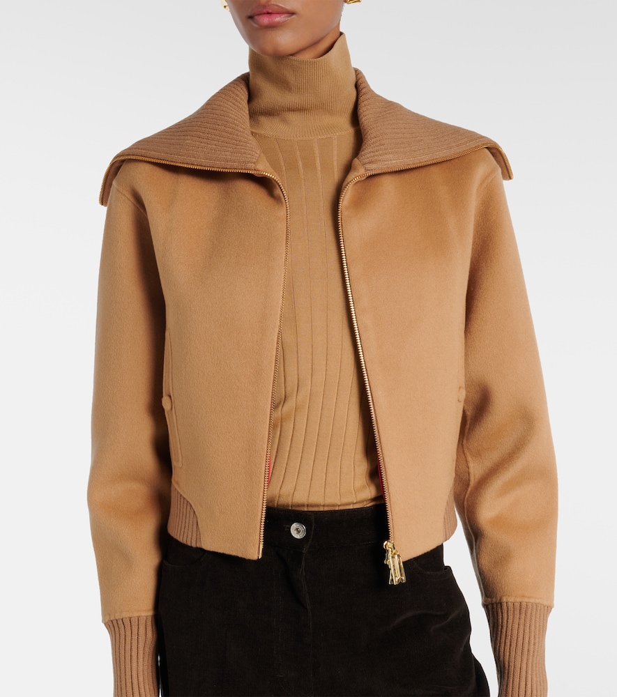  Victoria Beckham Victoria Beckham Wool And Cashmere Jacket 