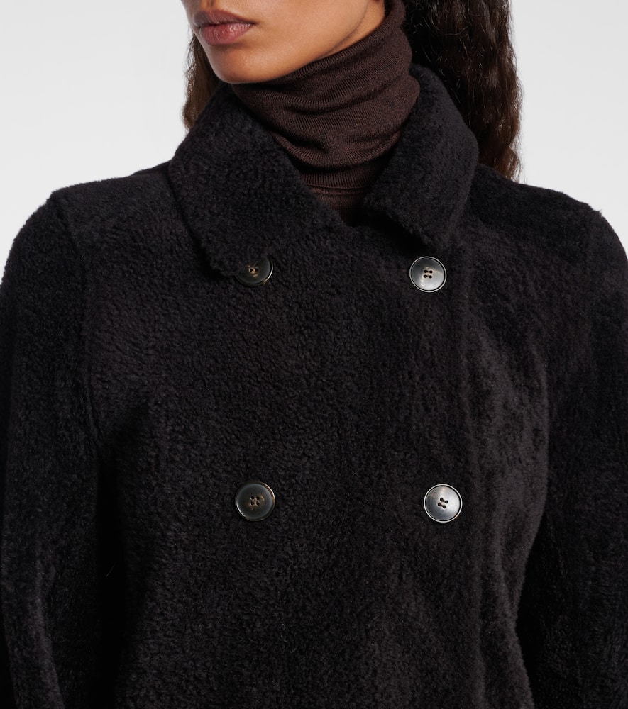 Yves Salomon Double-breasted Shearling Coat In Black