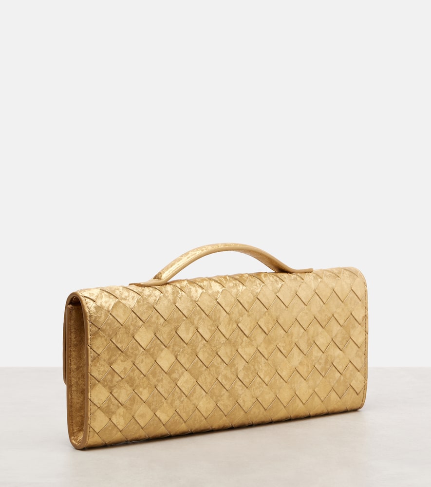 Bottega Veneta Andiamo Intrecciato Metallic Leather Clutch In Gold