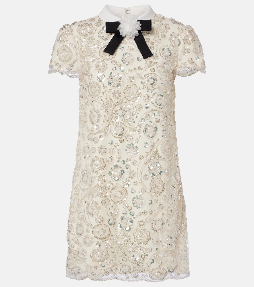 Verziertes Minikleid
