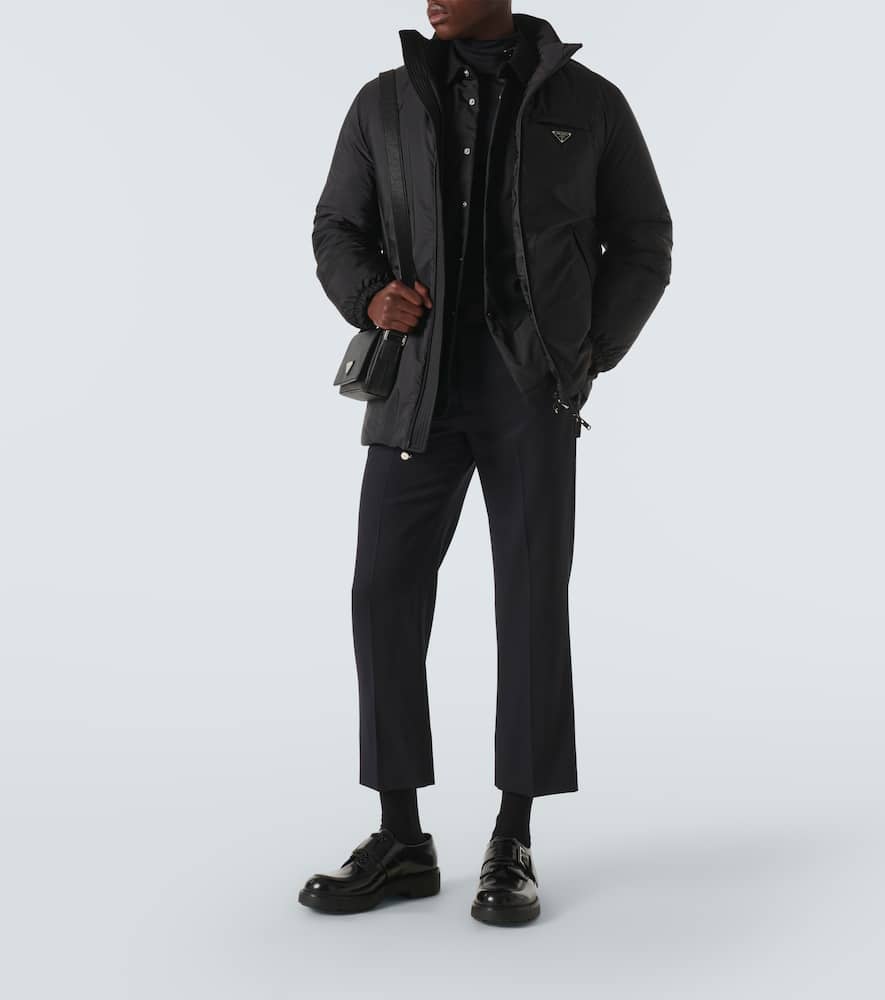 Prada Re-nylon Puffer Jacket In Schwarz