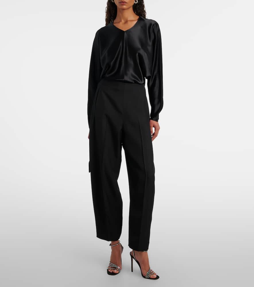 Fforme Gemma Satin Top In Black