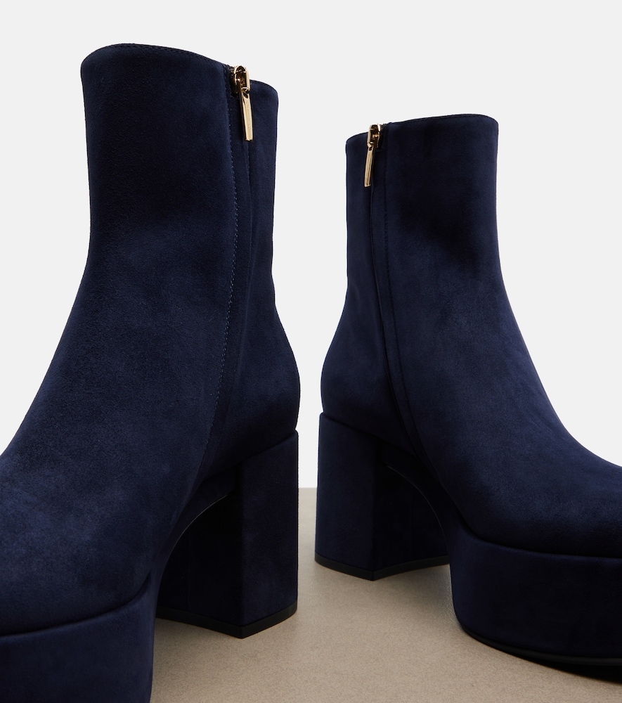  Gianvito Rossi Gianvito Rossi Ankle Boots Sally Aus Veloursleder 