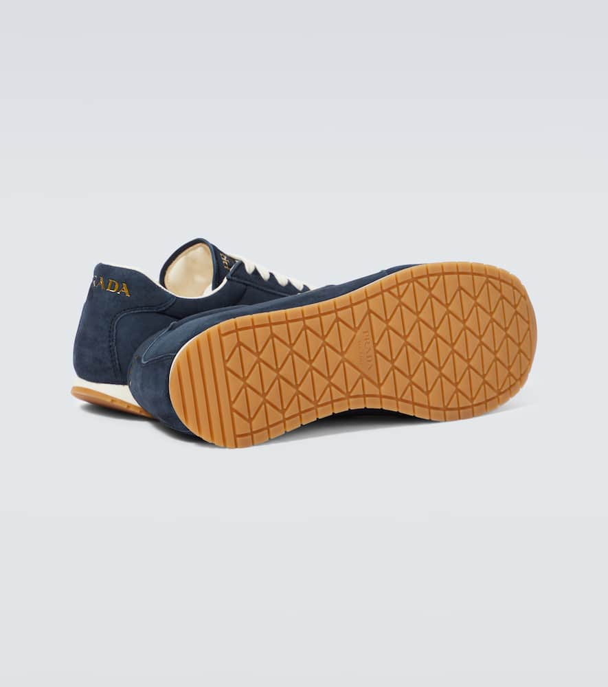 Prada Sneaker Aus Drillich Und Wildleder In Blue