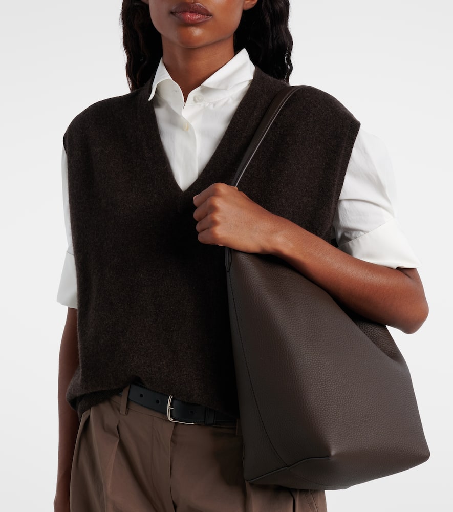 The Row Park N/s Medium Leather Tote Bag In Brown