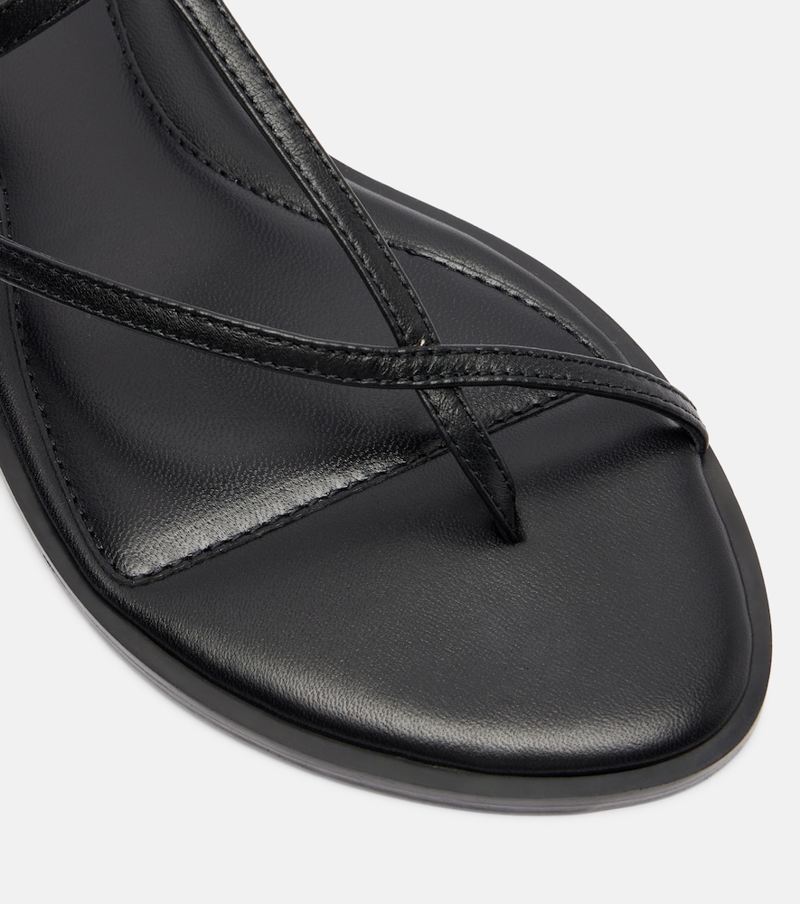  A.emery A.emery Cyrus Leather Thong Sandals 