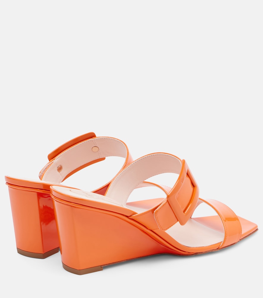  Roger Vivier Roger Vivier Belle Vivier 60 Patent Leather Wedge Mules 