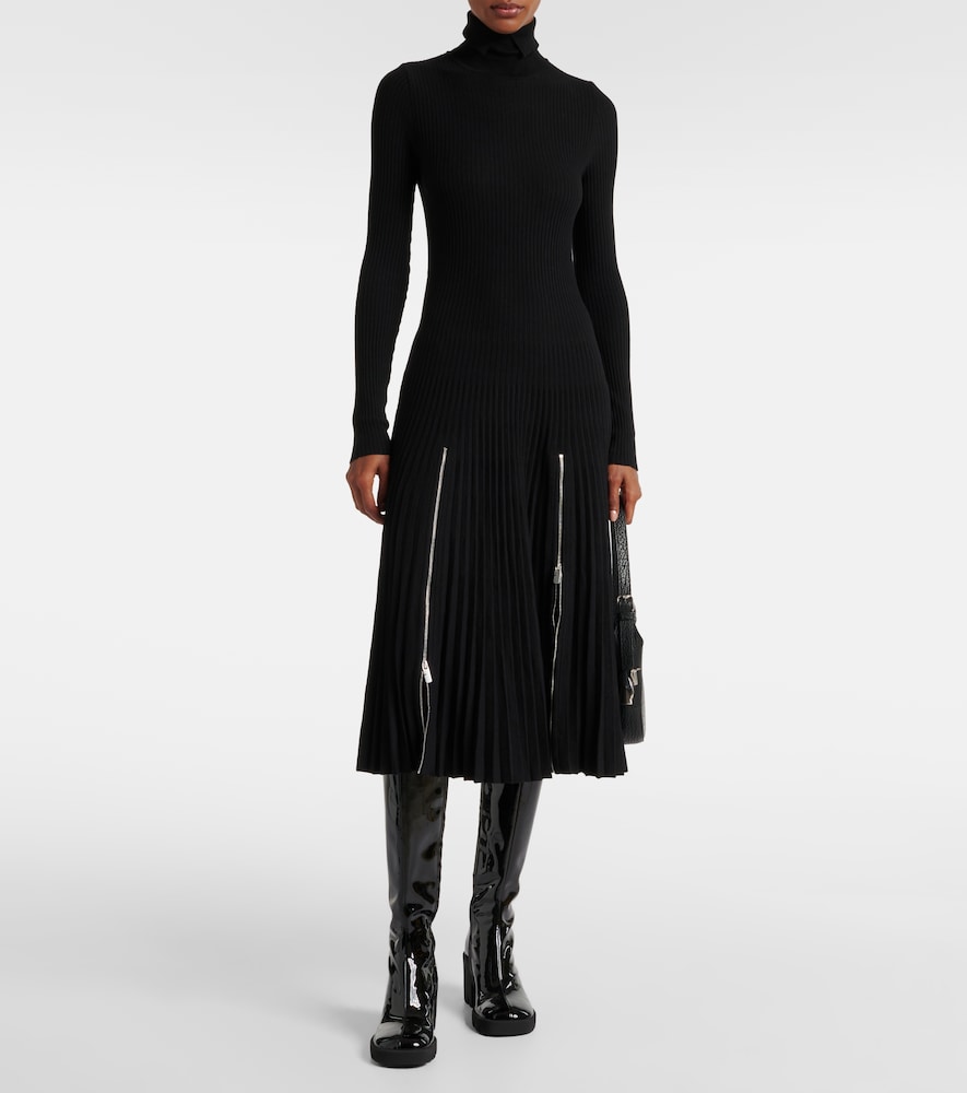 Burberry Pleated jersey midi dress