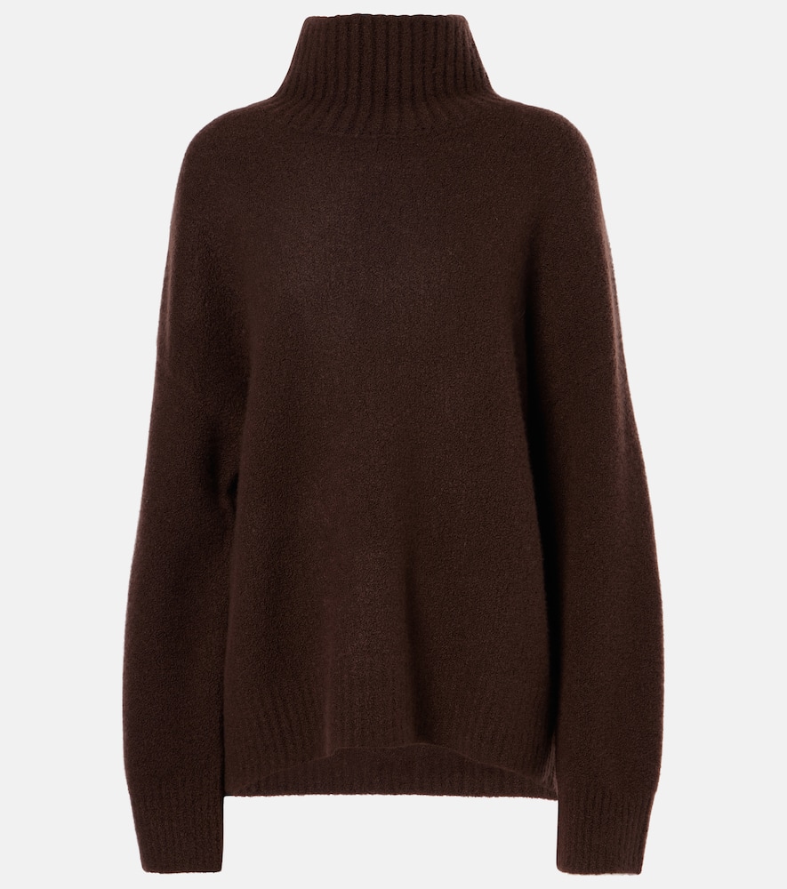 Lisa Yang Elwinn Cashmere-blend Turtleneck Sweater In Chestnut Bouclé