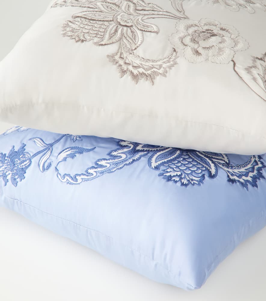 Etro Bloom Embroidered Cotton Cushion In Neutrals