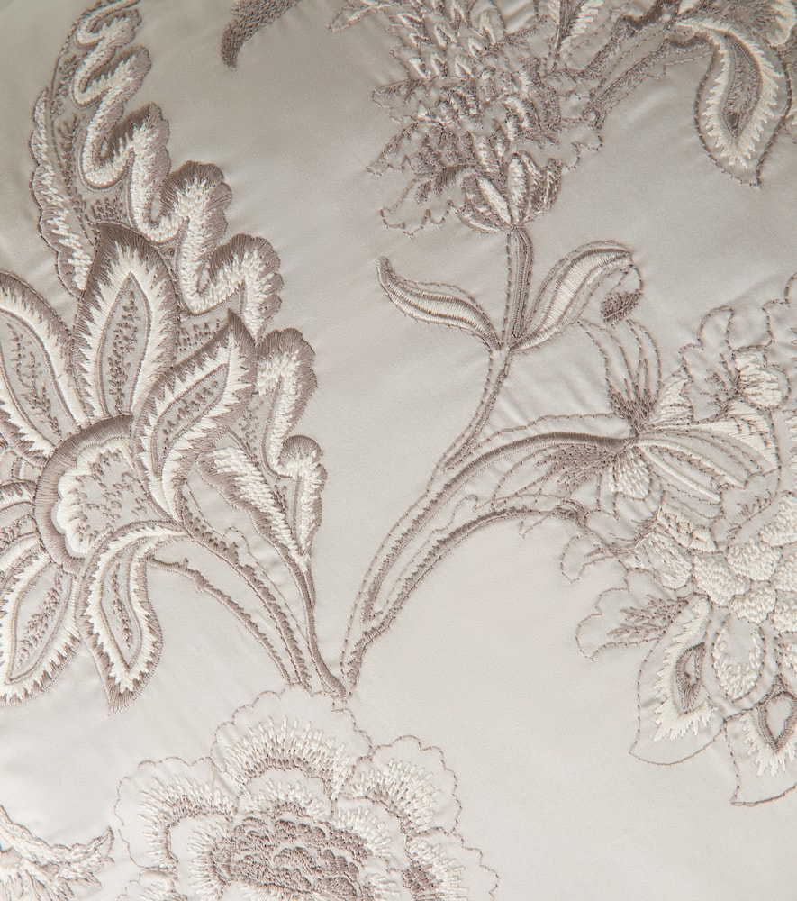 Etro Bloom Embroidered Cotton Cushion In Neutrals