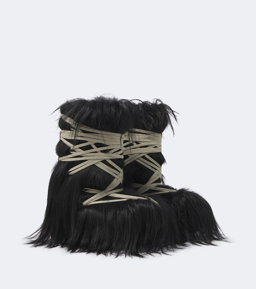 Rick Owens Bottes Megalace Lunar Mega en shearling 3225 €