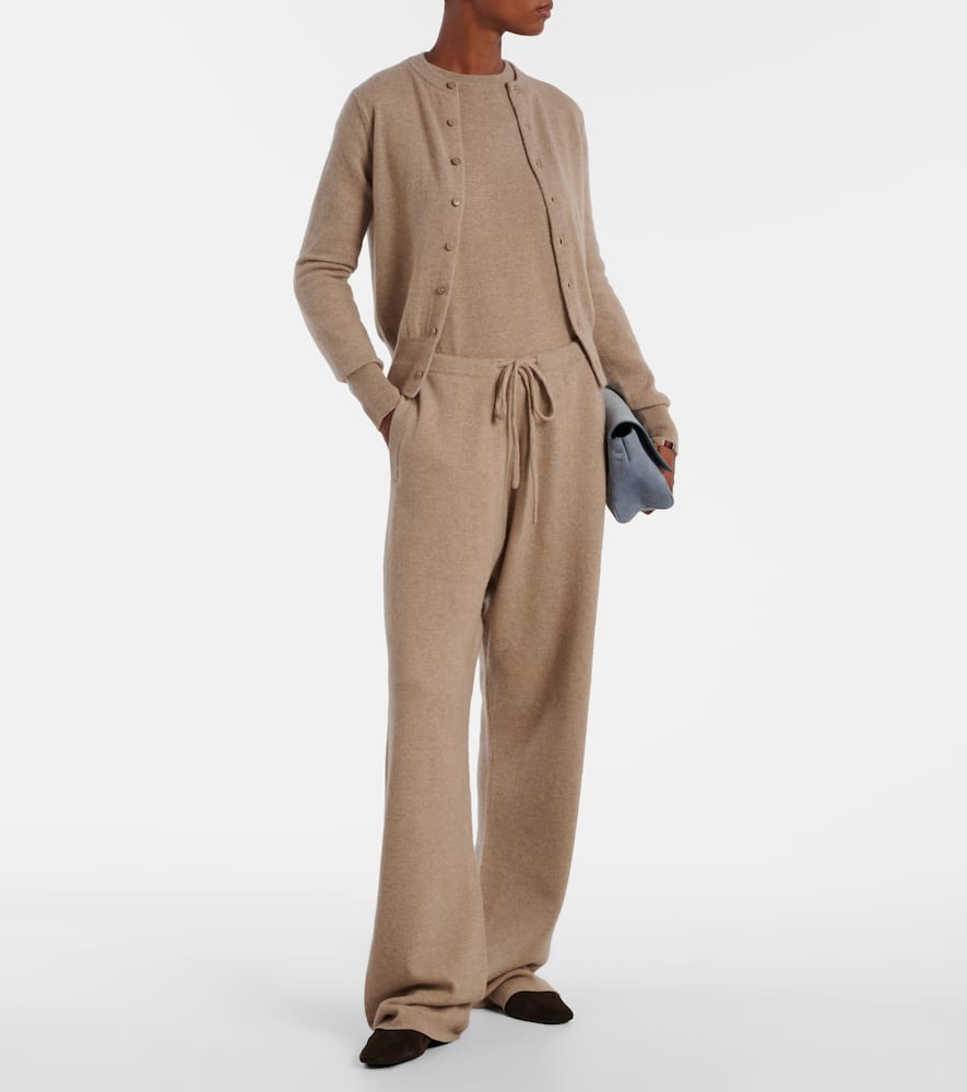 Extreme Cashmere Run Cashmere-blend Sweatpants In Nude
