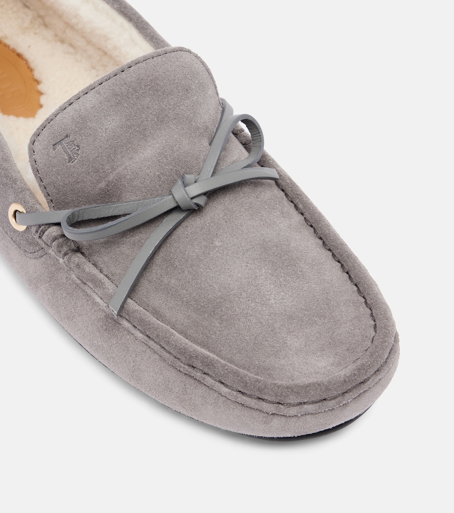  Tod's Tod's Gommino Shearling-lined Suede Boat Shoes 