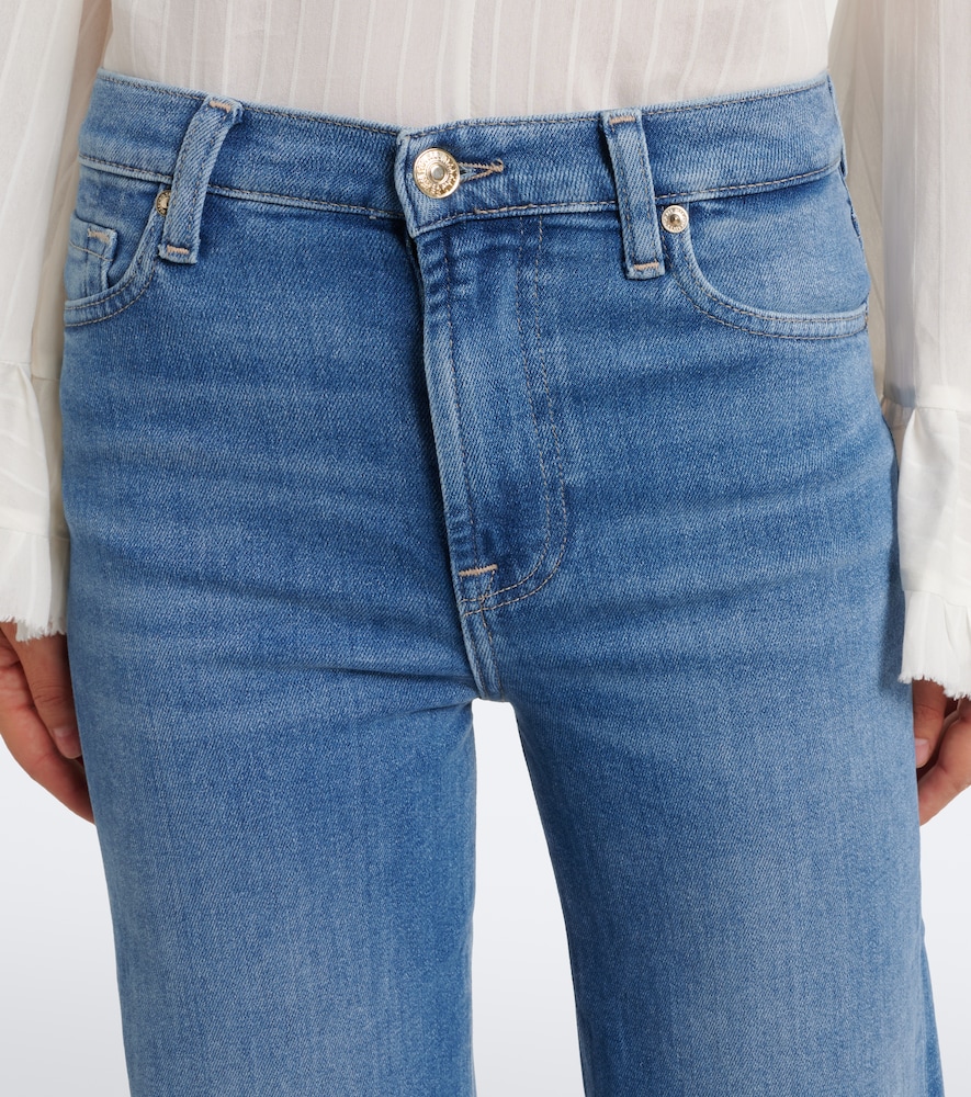 Modern Bootcut Jeans