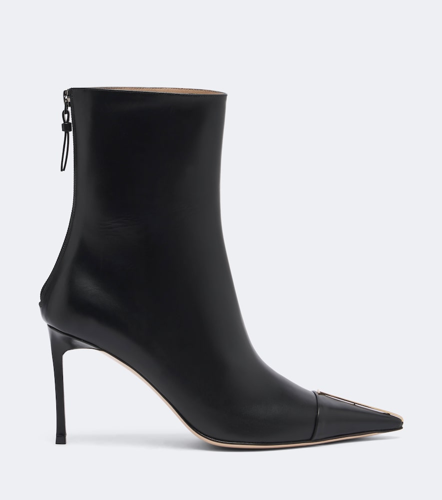 T Ankle Boots