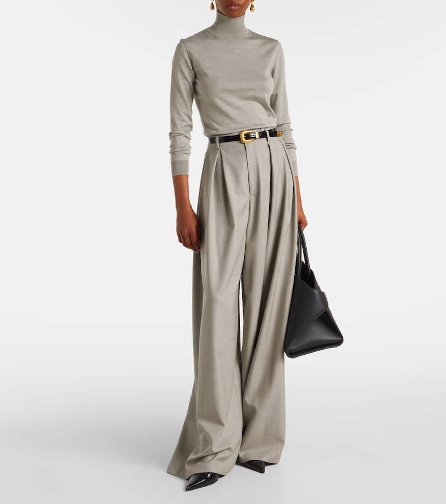 Ralph Lauren Silk-blend Turtleneck Sweater In Gray