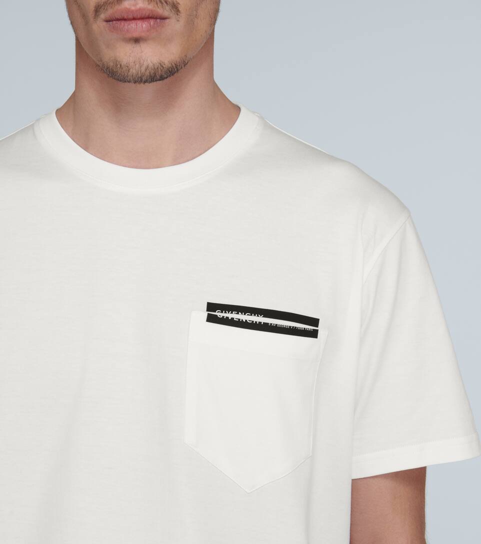 GIVENCHY photo