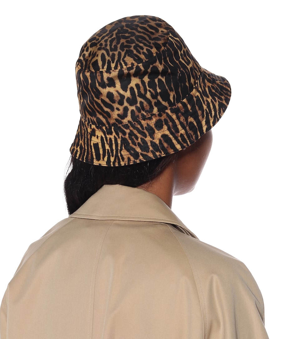 burberry leopard bucket hat