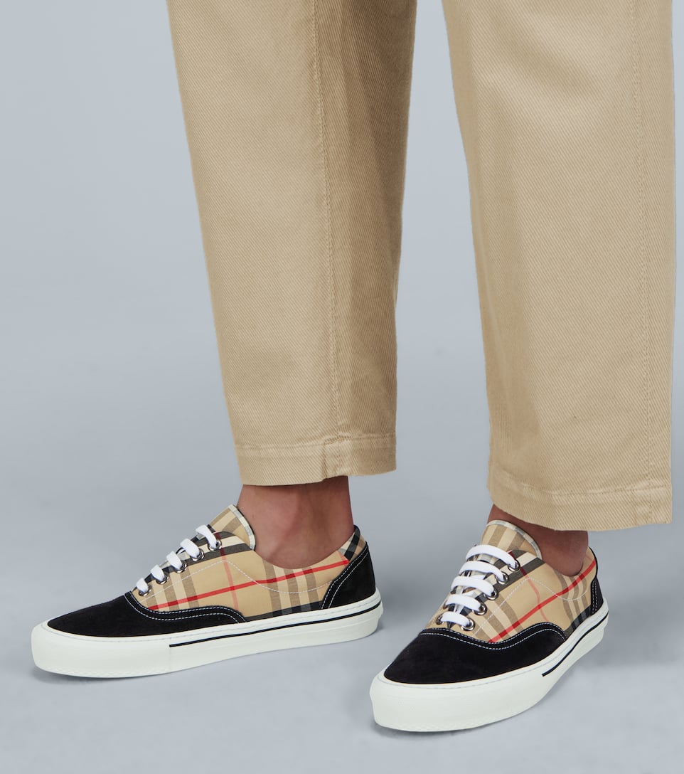 BURBERRY VINTAGE CHECK COLORBLOCKED SNEAKERS,P00433326