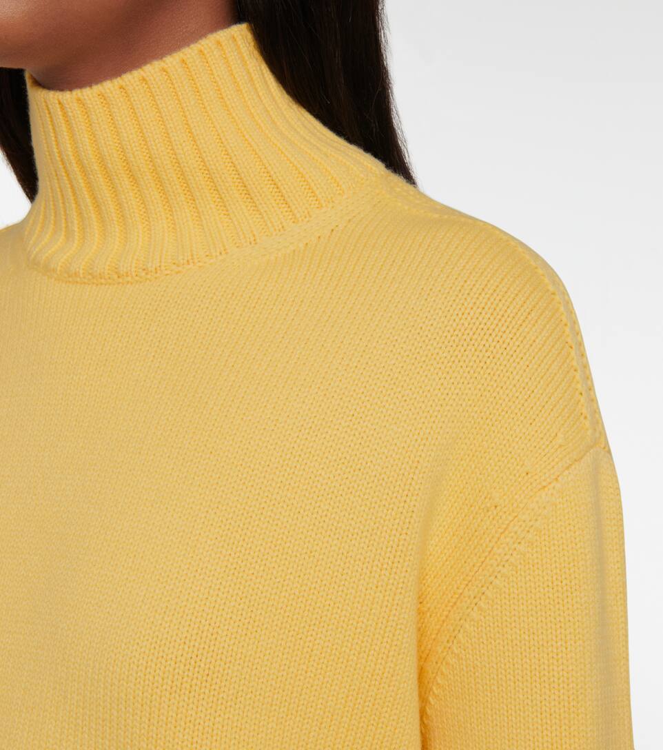 Yellow cashmere turtleneck sweater Clearance
