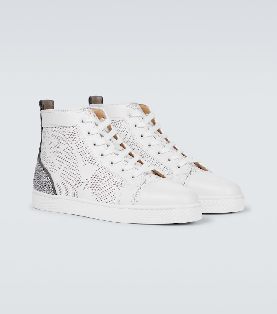 classic red bottom pumps