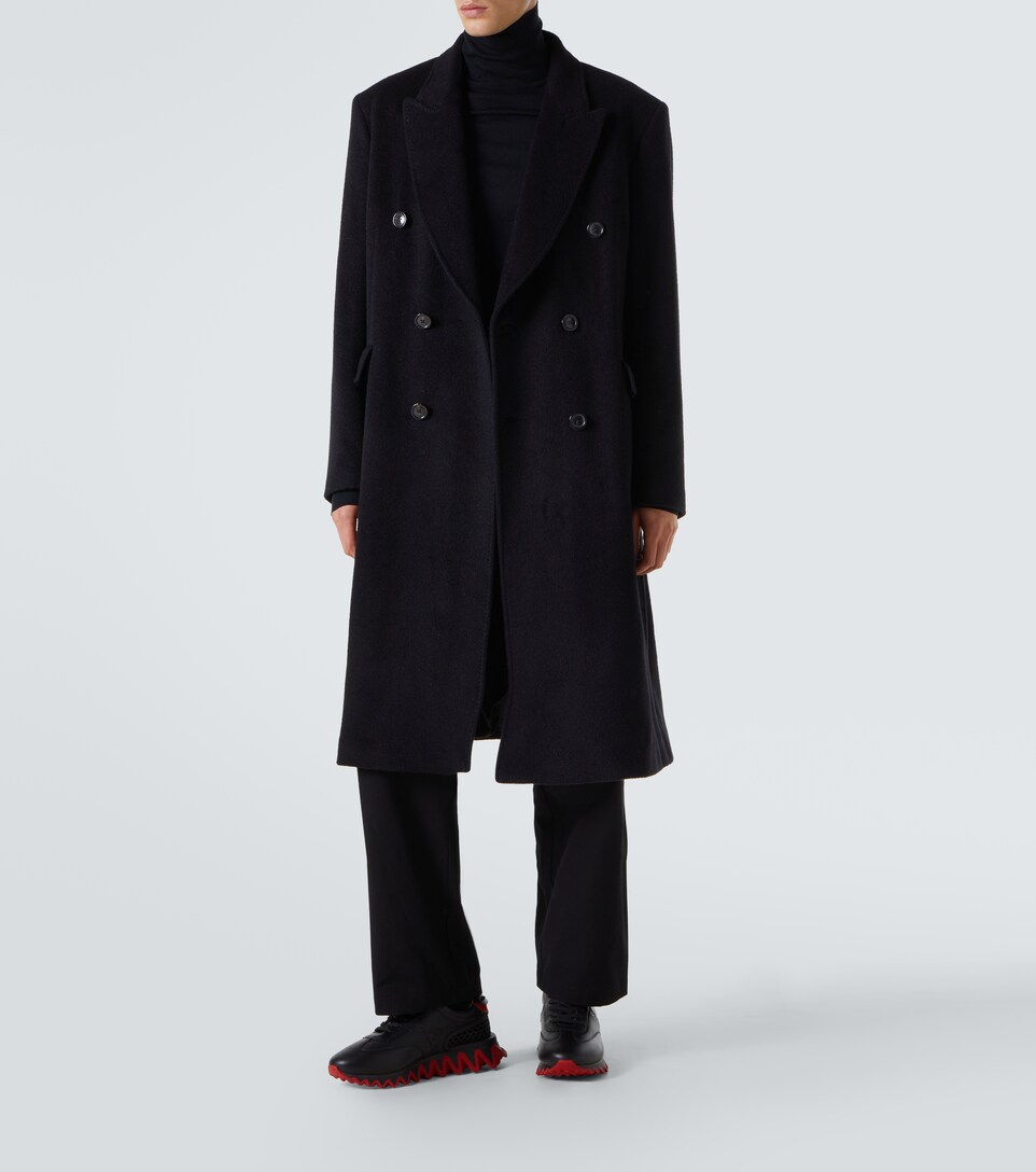 loubishark black