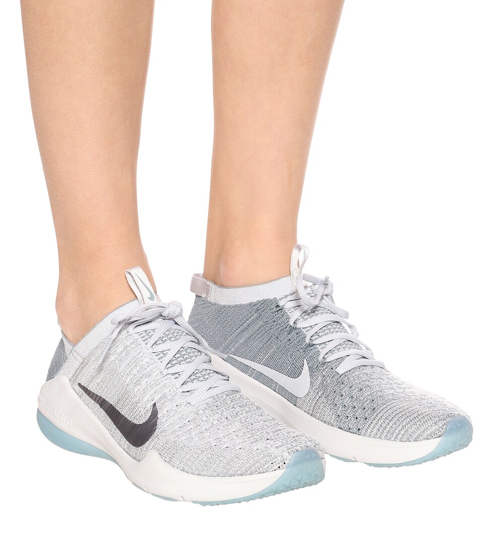 nike training air zoom fearless flyknit 2 in grey