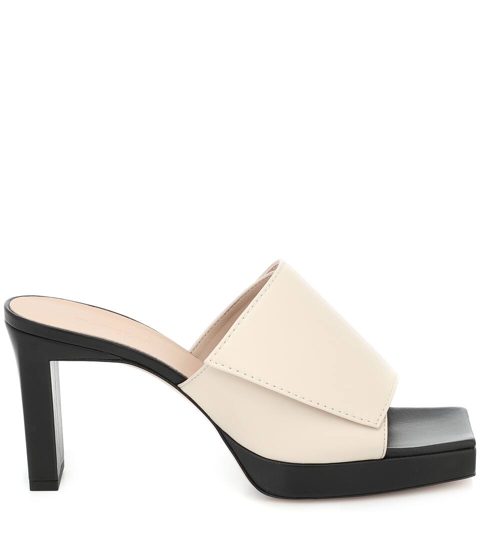 Mules Isa in pelle stampata Mytheresa Donna Scarpe Scarpe con i tacchi Tacchi bassi 