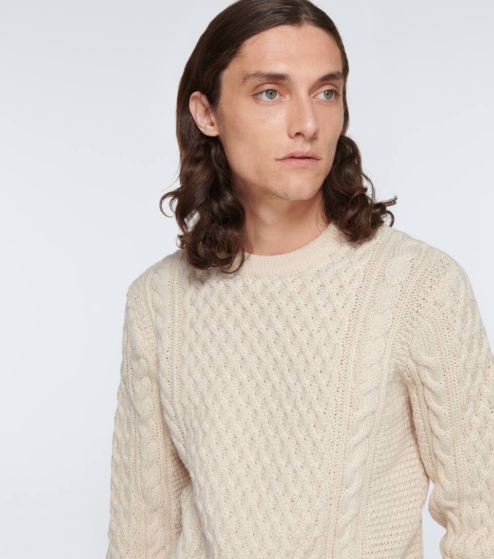 Wool cable knit