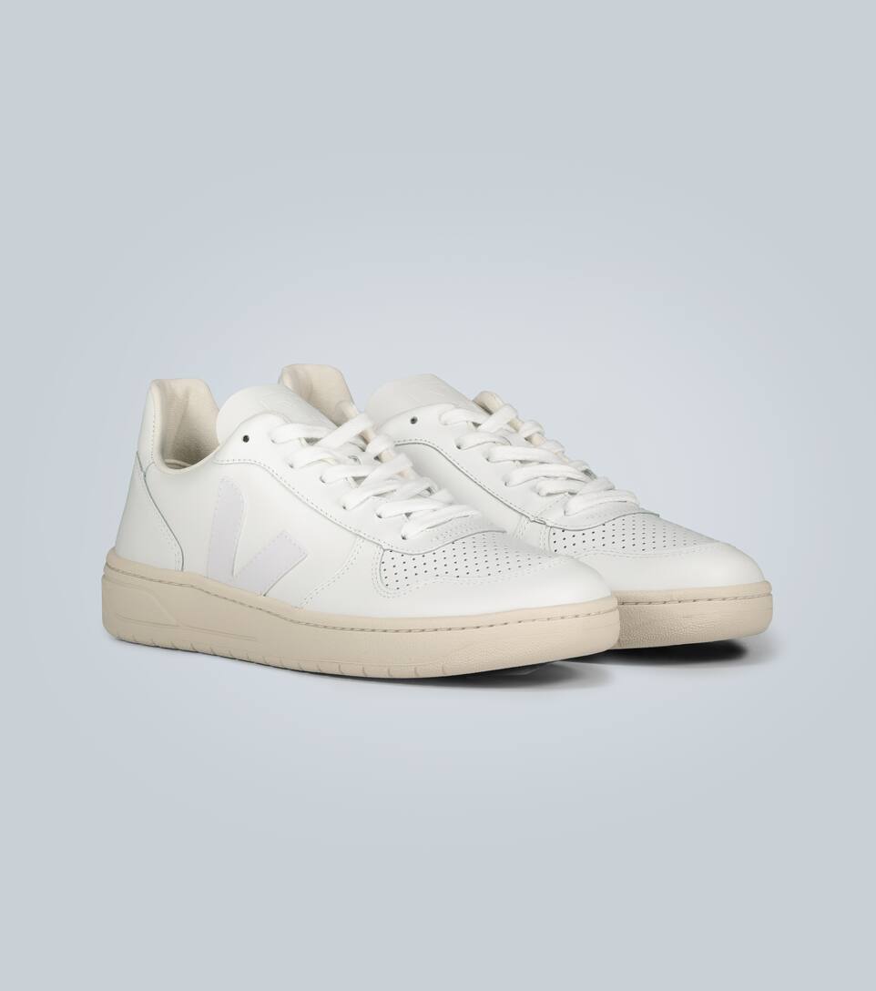 VEJA V-10 leather sneakers,P00460595