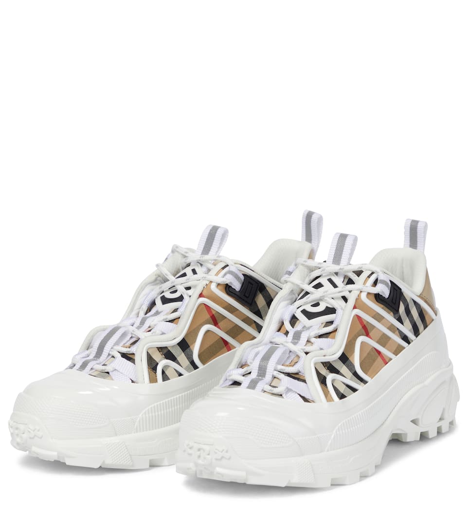 burberry arthur check sneakers